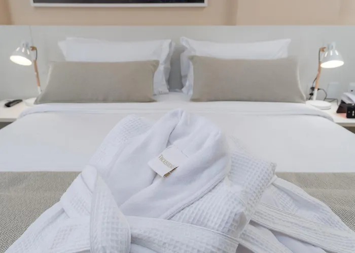 Brisa Suítes PajuçaraHotel em Maceio